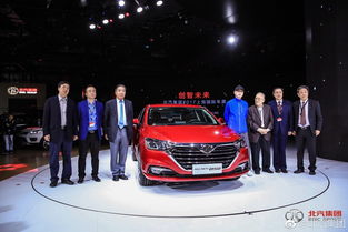 維密大模攜男神閃耀上海車展，豪華座駕與冷藏車同臺(tái)競(jìng)艷